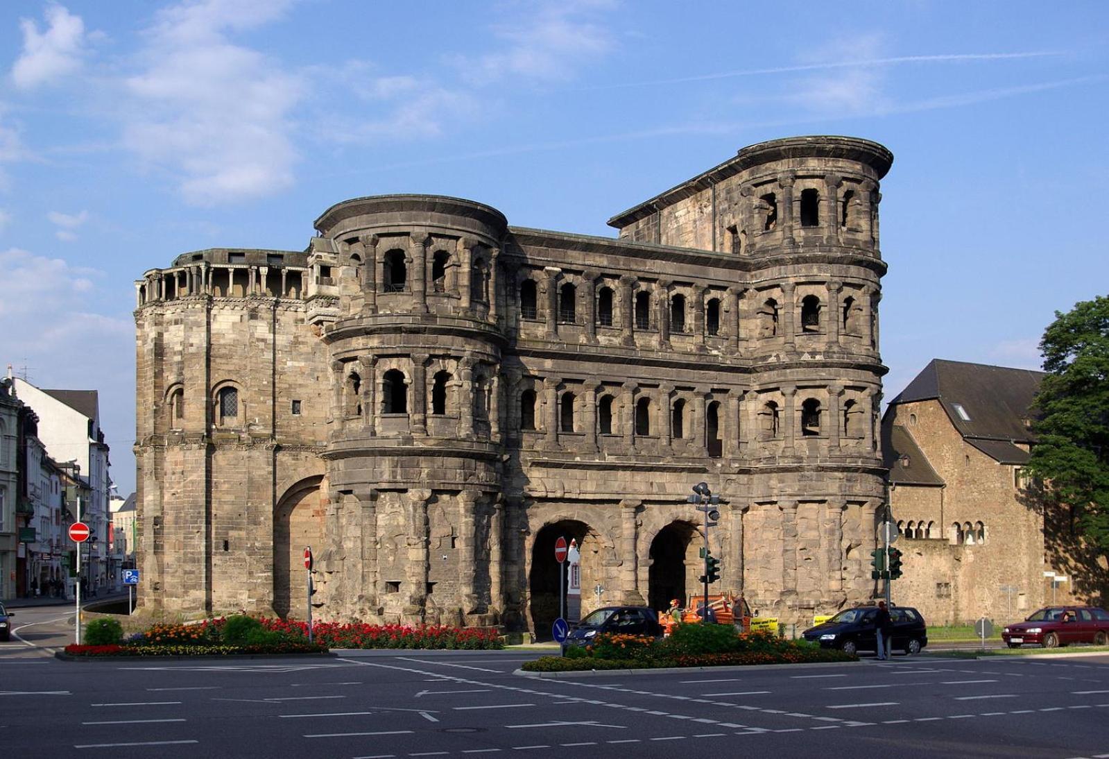 Blick Auf Den Weinberg - Apartment Mit Balkon Trier Exteriör bild