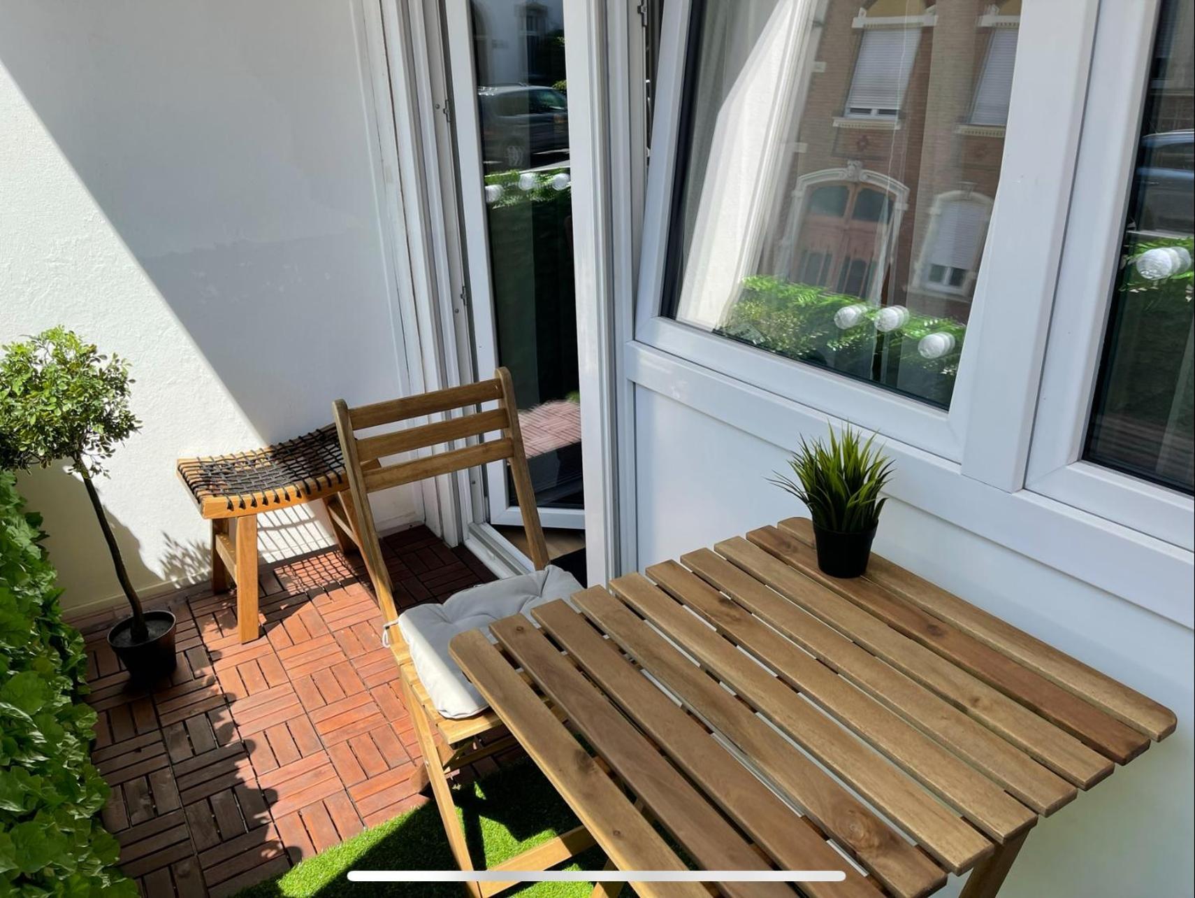 Blick Auf Den Weinberg - Apartment Mit Balkon Trier Exteriör bild